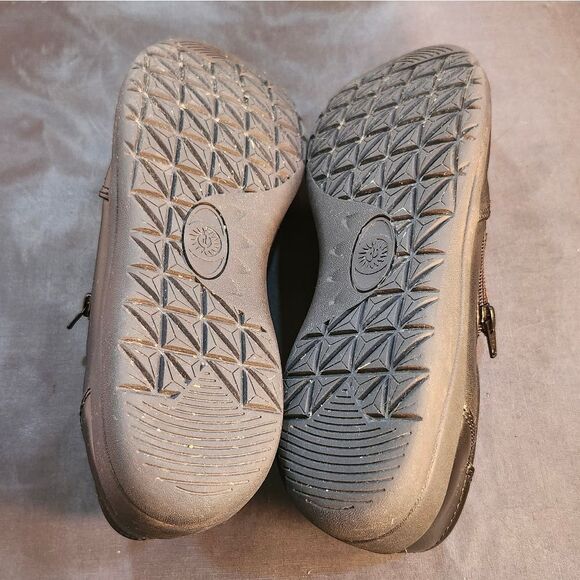 EARTH SPIRIT SLIP-ON ROUND-TOE WOMEN'S LOAFERS - Picture 9 of 13